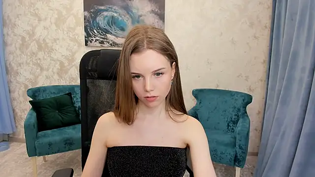 Snapshot of MileyWings chatting on January 2025 03:47:02 PM MileyWings online show from January 2025 03:47:02 PM