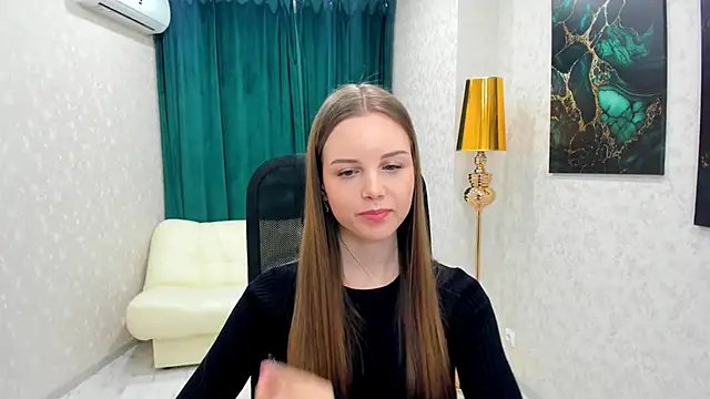 Snapshot of MileyWings chatting on January 2025 05:24:02 PM MileyWings online show from January 2025 05:24:02 PM