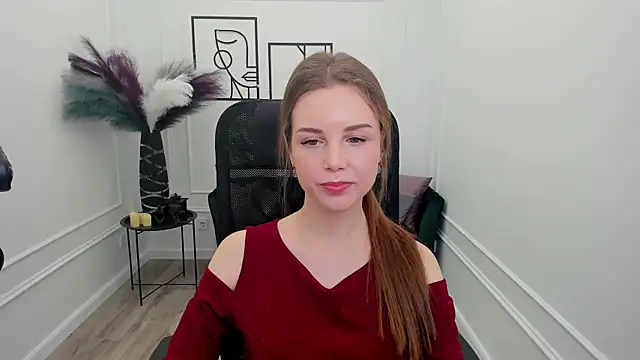 Snapshot of MileyWings chatting on November 2025 12:42:01 PM MileyWings online show from November 2025 12:42:01 PM