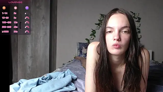 Lia  meow online show from August 2026 12:09:01 AM