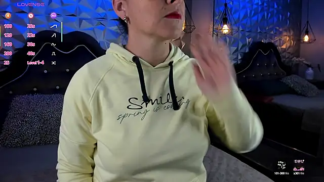 BarbaraTyleer online show from September 2025 01:13:01 PM