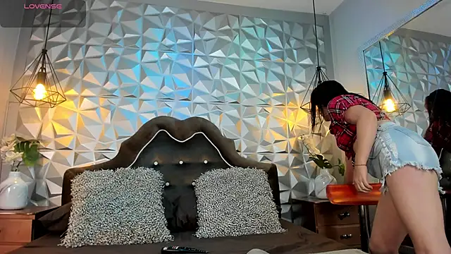 BarbaraTyleer online show from March 2026 01:18:01 PM