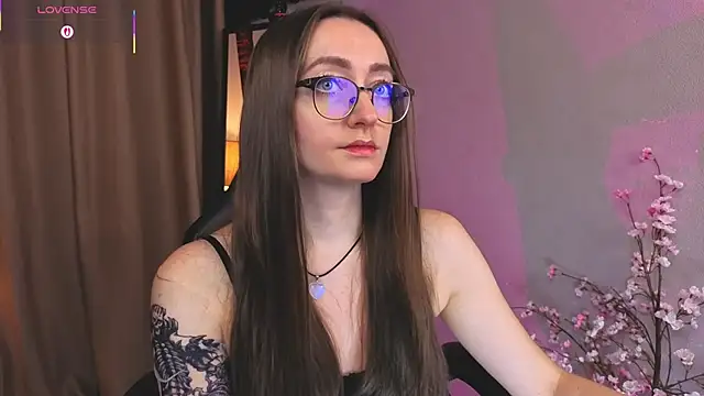 ShiroHeby online show from October 2025 12:39:02 PM