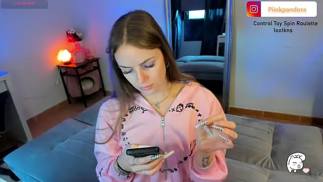 Piinkpandora online show from March 2025 03:59:01 PM