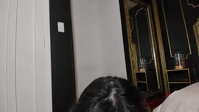 JeyLee online show from December 2024 05:44:02 PM