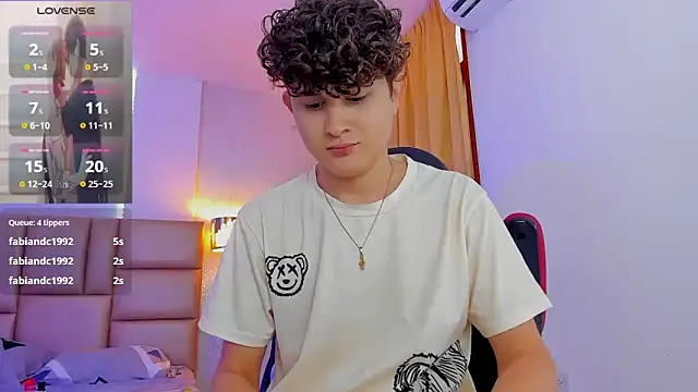 Nathan Bluee online show from February 2025 06:15:02 PM