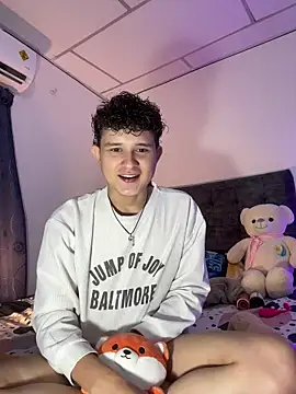 Nathan Bluee online show from October 2025 03:04:01 PM