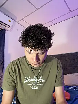 Nathan Bluee online show from November 2025 03:55:01 PM