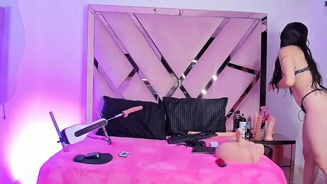 Freyaht online show from February 2025 05:02:02 AM