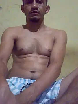 Snapshot of dotado20robson chatting on February 2026 03:43:01 AM dotado20robson online show from February 2026 03:43:01 AM