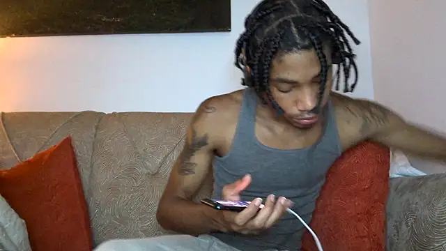 Skinnyblackman online show from November 2025 04:00:02 AM