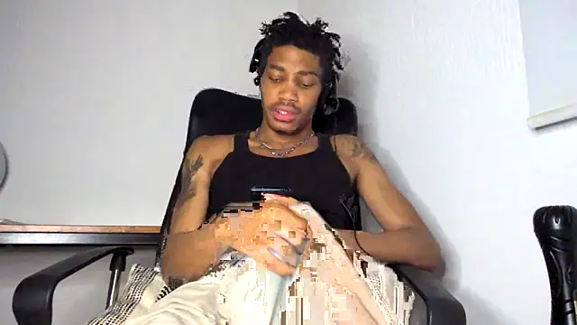 Skinnyblackman online show from May 2026 04:10:02 AM