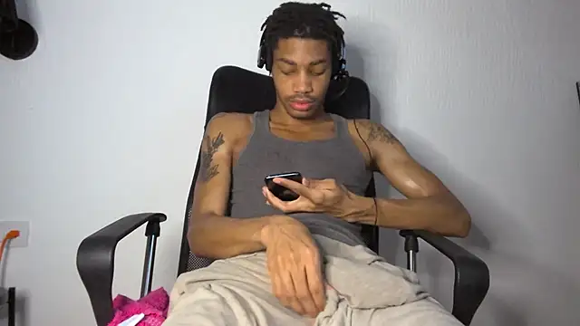 Skinnyblackman online show from July 2026 02:40:02 AM