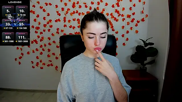 Snapshot of Luxuryalma chatting on February 2026 07:23:01 AM Luxuryalma online show from February 2026 07:23:01 AM