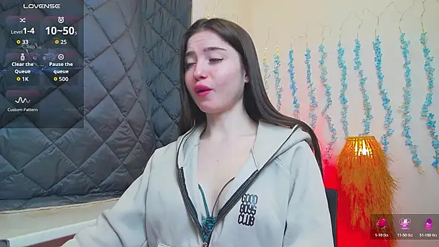 Snapshot of Luxuryalma chatting on March 2026 06:28:02 AM Luxuryalma online show from March 2026 06:28:02 AM