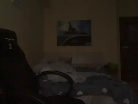 Snapshot of amydamarw chatting on December 2025 07:28:01 AM amydamarw online show from December 2025 07:28:01 AM