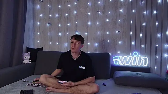 wineandboobss online show from December 2024 05:02:01 PM