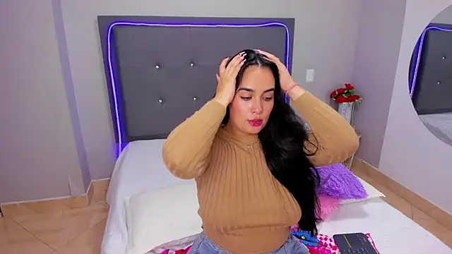 emma lye online show from February 2025 02:16:01 AM