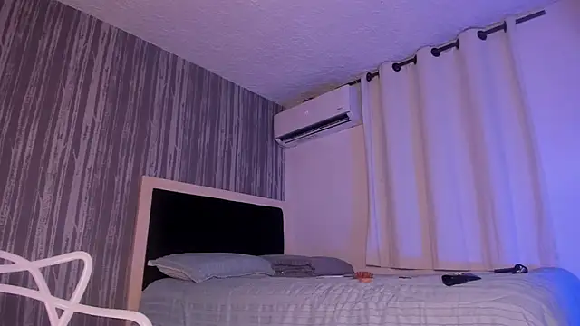 HugeCock Puppy online show from January 2025 04:58:01 AM