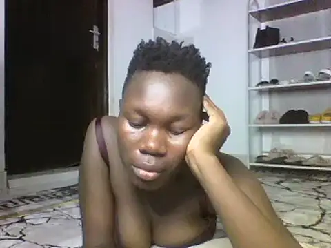 Snapshot of sexyqueen02 chatting on February 2025 02:53:01 AM sexyqueen02 online show from February 2025 02:53:01 AM