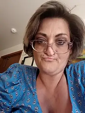 Snapshot of Stormi_Sky chatting on September 2025 01:45:01 PM Stormi Sky online show from September 2025 01:45:01 PM
