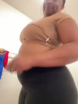 Prettynthick12 online show from June 2026 01:20:02 PM