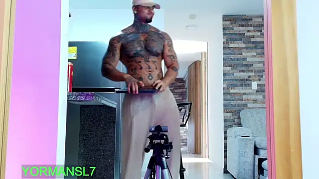 Snapshot of zaiin_diesel chatting on November 2025 02:06:02 PM zaiin diesel online show from November 2025 02:06:02 PM