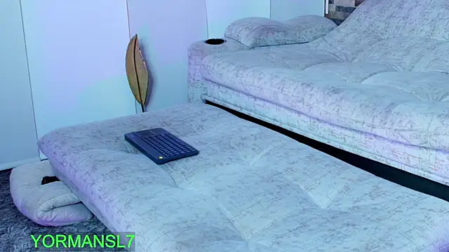 Snapshot of zaiin_diesel chatting on December 2025 11:30:02 AM zaiin diesel online show from December 2025 11:30:02 AM