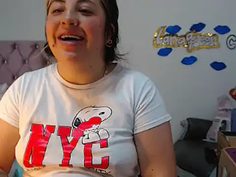 Snapshot of lanaqueen699 chatting on February 2025 03:56:02 PM lanaqueen699 online show from February 2025 03:56:02 PM