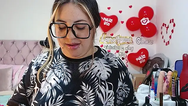 Snapshot of lanaqueen699 chatting on February 2025 06:47:02 PM lanaqueen699 online show from February 2025 06:47:02 PM