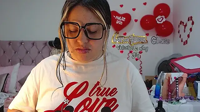 Snapshot of lanaqueen699 chatting on February 2025 03:26:02 PM lanaqueen699 online show from February 2025 03:26:02 PM