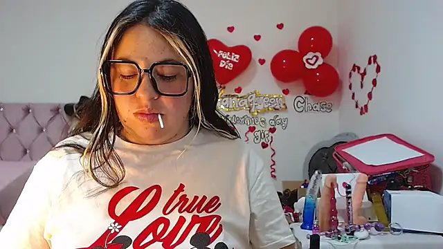 Snapshot of lanaqueen699 chatting on February 2025 06:31:01 PM lanaqueen699 online show from February 2025 06:31:01 PM