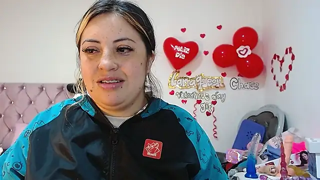 Snapshot of lanaqueen699 chatting on February 2025 06:52:02 PM lanaqueen699 online show from February 2025 06:52:02 PM