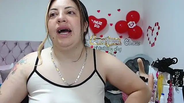 Snapshot of lanaqueen699 chatting on March 2025 12:19:02 PM lanaqueen699 online show from March 2025 12:19:02 PM