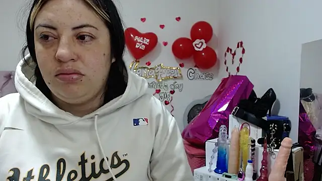 Snapshot of lanaqueen699 chatting on March 2025 12:13:01 PM lanaqueen699 online show from March 2025 12:13:01 PM