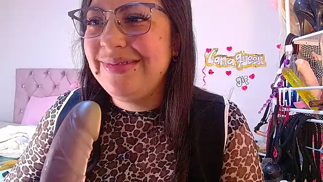 lanaqueen699 online show from April 2026 04:05:01 PM
