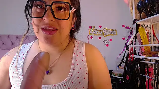 lanaqueen699 online show from April 2026 08:57:02 PM