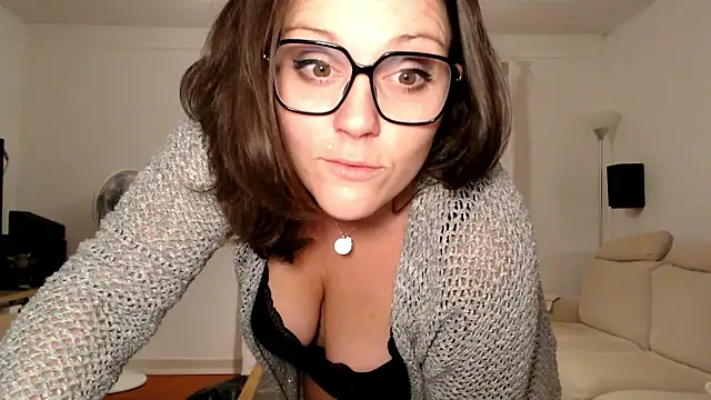 vagina02cam online show from December 2025 12:16:02 AM