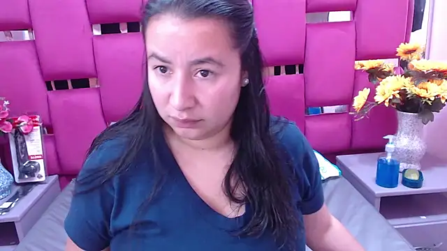 NaomyPrinces online show from January 2025 01:31:01 PM