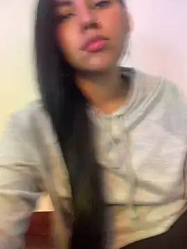 Larabrooks online show from February 2026 06:28:02 PM