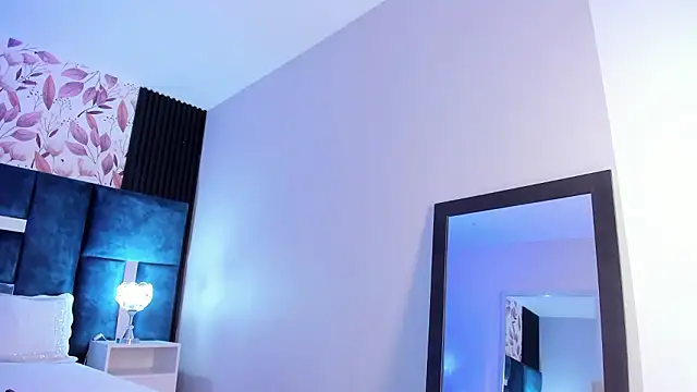 Larabrooks online show from March 2026 07:46:01 AM