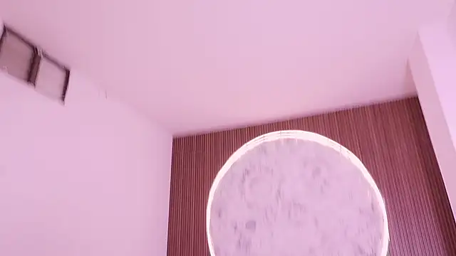 Melany Luv online show from April 2026 08:25:02 PM