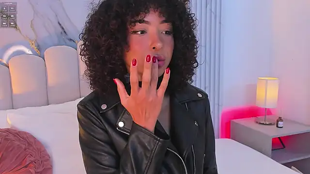 Snapshot of OSHUN_ chatting on September 2025 12:31:02 PM OSHUN online show from September 2025 12:31:02 PM