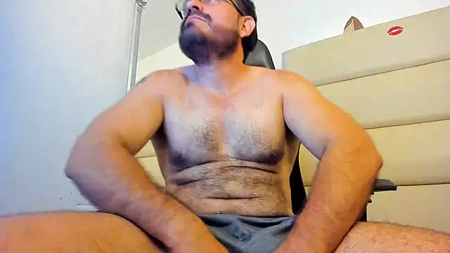 SbasTone Muscle online show from November 2025 03:01:02 PM