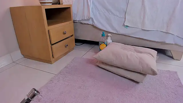 Snapshot of _angela_x chatting on February 2025 02:55:02 PM angela x online show from February 2025 02:55:02 PM