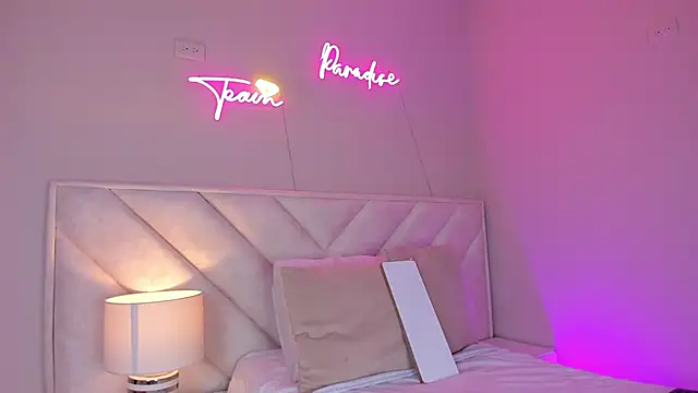 Snapshot of _angela_x chatting on February 2025 11:41:02 AM angela x online show from February 2025 11:41:02 AM