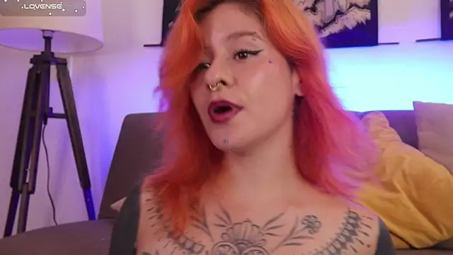 Daarlene online show from September 2025 05:27:01 PM