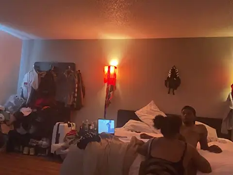 Snapshot of PrettyGal_Tingz chatting on January 2025 10:15:01 PM PrettyGal Tingz online show from January 2025 10:15:01 PM