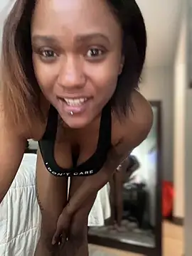 Snapshot of PrettyGal_Tingz chatting on February 2025 04:25:02 AM PrettyGal Tingz online show from February 2025 04:25:02 AM