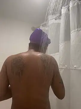 Snapshot of PrettyGal_Tingz chatting on February 2025 08:41:01 AM PrettyGal Tingz online show from February 2025 08:41:01 AM